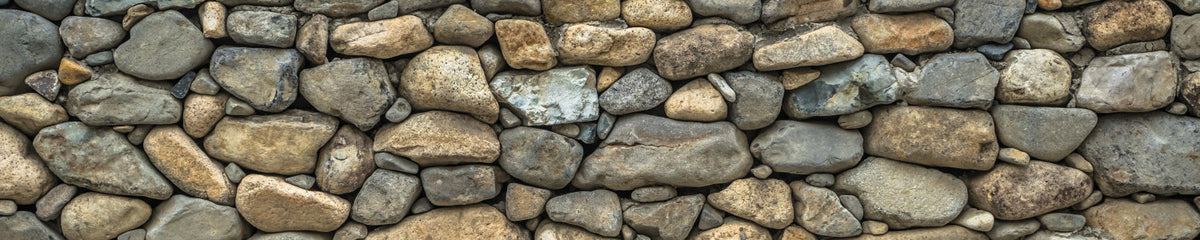 Badrückwand Steinoptik